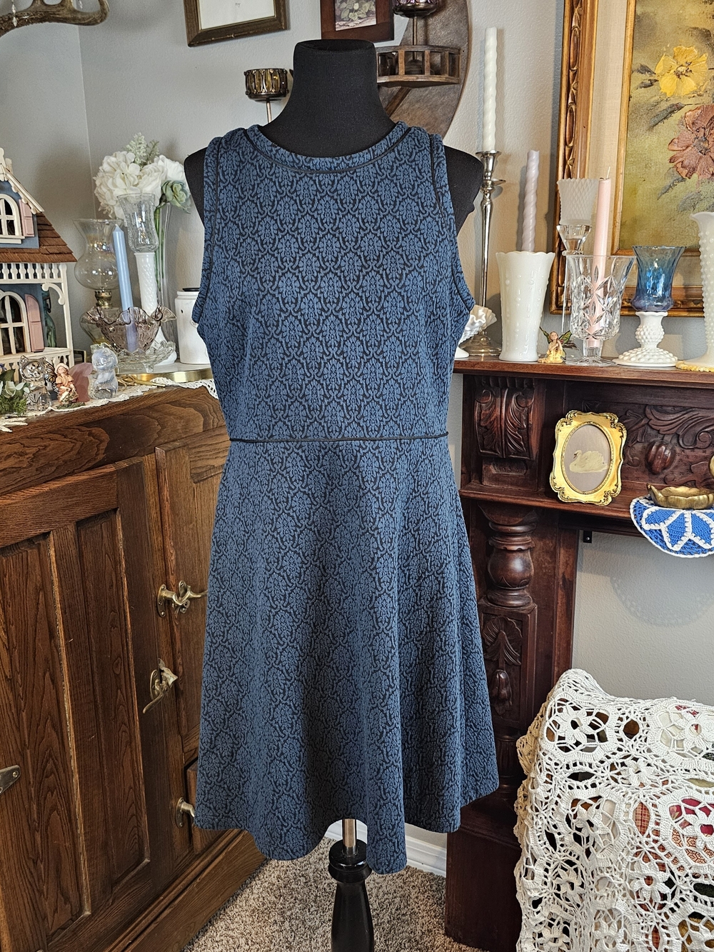 LOFT Blue Black Damask Knit Fit Flare Dress 12 Textured Sleeveless Career